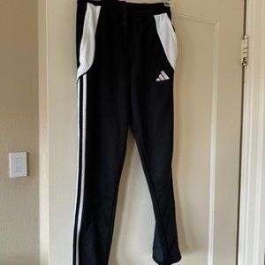 adidas Kids' Tiro 24 Pants - black - size M boys (11-12y)